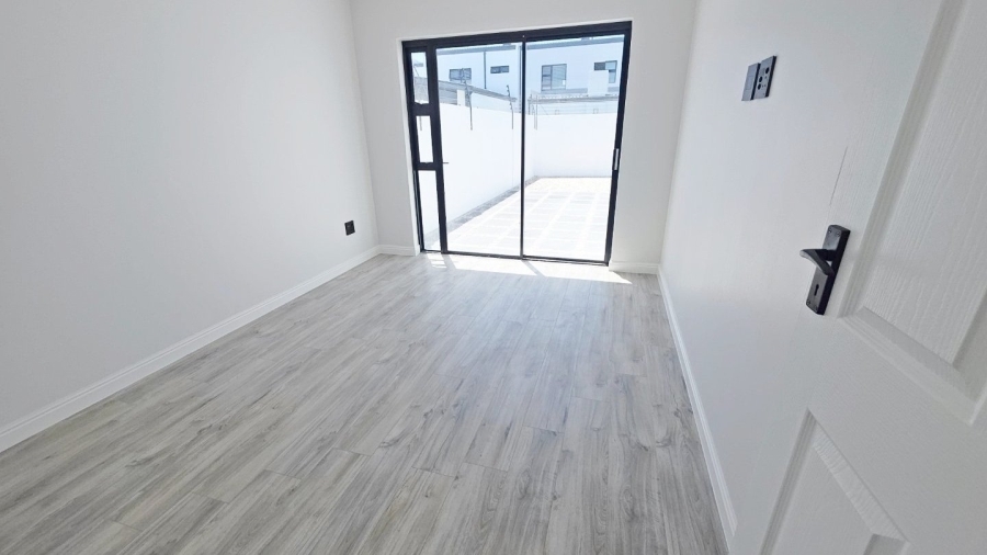 4 Bedroom Property for Sale in Sandown Western Cape